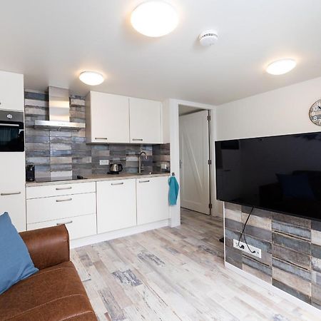 Vakantiewoning B & Bernard Домбург Экстерьер фото